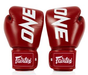ถุงมือชกมวยรุ่น Pro Punching Custom Red Fairtex One สำหรับการแข่งขัน ดีไซน์สายรัดสวมใส่สบาย ทนทาน ผลิตจากหนังแท้ สำหรับการฝึกซ้อม - Product Image 4
