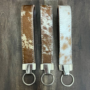 Nouveau porte-clés en cuir de vache véritable avec poils, porte-clés durable unisexe pour sacs, voitures et usage quotidien - Product Image 5
