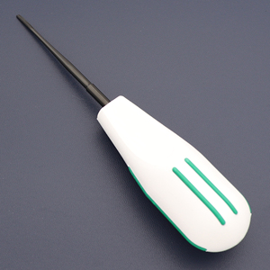 Elevador de Extracción Dental Recto de 2mm con Línea Negra, 16.5cm, Mango de Plástico Negro, Punta Fina y Afilada con Recubrimiento Negro - Product Image 1