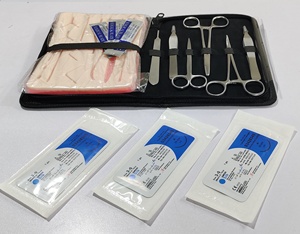 Kit de práctica de sutura con herramientas, hilos y almohadilla de silicona Simulación médica - Product Image 4
