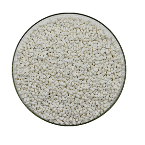 Granulés noirs PA66 GF30 <span class=keywords><strong>FR</strong></span> V0, matériau plastique composé renforcé de fibres de verre - Product Image 1