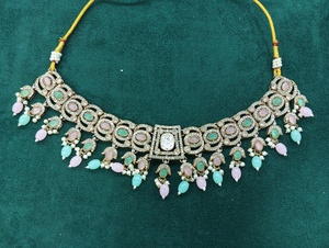 Traditional wear Necklace With Chandelier Earrings Gold-Plated Zinc Alloy Necklace Diamond <b>Beads</b> Glamorous Chokers - Product Image 2