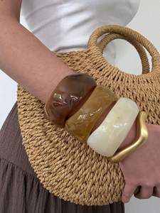 Conjunto de pulseras de resina con eslabones ovalados en rojo, azul y blanco, apilables, con bloques de color, para mujer, joyería de moda, accesorio para la mano. - Product Image 6