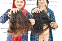 Ekstensi Rambut Manusia Virgin Remy India Gelombang Dalam Alami Hitam Keriting Silky, Rambut Bergelombang Single Donor dengan Kutikula Tertata Rapi 100g, Jahitan Mesin