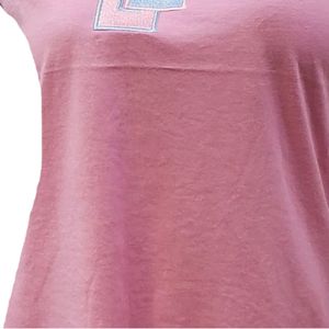 เสื้อยืดคอกลมแขนสั้นผู้หญิง รุ่นคลาสสิค ขอบตัดสี ดีไซน์เรียบง่าย สวมใส่สบาย ผลิตจากผ้าฝ้ายผสม ระบายอากาศได้ดี เหมาะสำหรับใส่ทุกวัน - Product Image 6