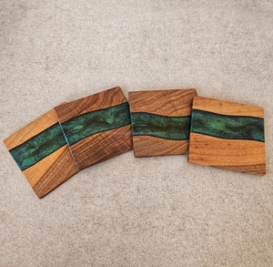 Sous-verres ronds en bois modernes, verts, réutilisables, diamètre 100 mm, épaisseur 10 mm, logo personnalisé, porte-tasses à thé par Falak World Export - Product Image 2