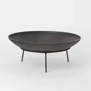 Brasero moderne en acier noir à faible hauteur avec support minimaliste à pieds, pour extérieur, camping et patio, à bois - Product Image 1