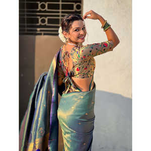 ผ้าซิ่นทอสีเขียวลายปาธานี แบรนด์อีลิท วีฟส์ น้ำหนัก 650 กรัม สำหรับสวมใส่ในอินเดียและปากีสถาน - Product Image 3