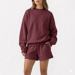 Conjunto de Top de Cuello Alto y Shorts para Mujer, Cómodo, Cálido, Suave al Tacto, Estilo Informal para el Día a Día, Ropa Elegante - Product Image 1