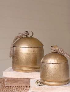 Juego de Campanas Colgantes Metálicas Modernas Festivas Rojas y Doradas, Rojo Vibrante con Detalles Dorados, Letras Blancas Festivas, Proveedor Mayorista - Product Image 3