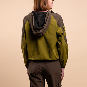 Chaqueta Cortavientos con Capucha, Talla Grande, Logotipo Frontal, Precio Económico, Hecha en Pakistán, Servicios OEM, Venta al por Mayor, Transpirable, para Hombre, Invierno - Product Image 1