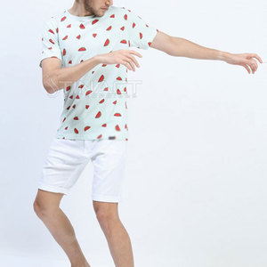 Camiseta de Hombre Moderna y Casual de Alta Calidad con Diseño Ajustado a la Moda para Uso Diario - Product Image 4