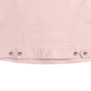 แจ็คเก็ตยีนส์ผู้หญิงสไตล์ลำลองสำหรับฤดูใบไม้ผลิ แบบสั่งทำขายส่ง สีซีดอ่อน คอปกพับ ดีไซน์ครอป ทรงปกติ - Product Image 4