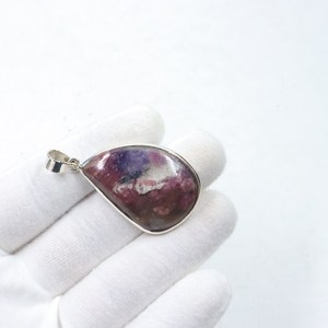 จี้เงินแท้ประดับรูเบลไลต์ทำมือสไตล์วินเทจจาก NIKHIL GEMS พร้อมใบรับรองจากผู้ตรวจสอบอิสระ เหมาะสำหรับเป็นของขวัญ - Product Image 3
