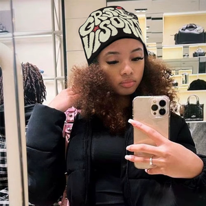 Casquette en tricot acrylique personnalisée avec logo Y2K, jacquard et strass, style streetwear - Product Image 6