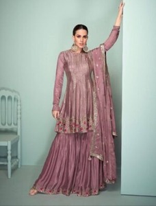 Conjunto de Salwar Kameez de Fiesta para Mujer, Diseño RICH LOOK, Top de Terciopelo Modal con Bordado de Hilo, Sharara y Dupatta, Color Azul Cielo - Product Image 5