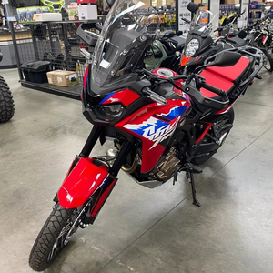 Último Modelo en Venta, Gran Oferta, Nueva AFRICA TWIN DCT 2024, Lista para Enviar Ahora - Product Image 1