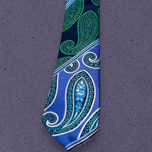 Corbata de Seda con Diseño Paisley Verde y Azul para Hombre |   Corbata de Diseño de Lujo |   Corbata Formal Tejida de Primera Calidad para Negocios, Bodas y Fiestas - Product Image 2