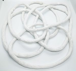 Tour de magie pour spectacle de scène : Corde longue à 5 anneaux (Magnétique) |   Cordon en plastique transformé en anneaux |   Idéal pour les débutants avec vidéo - Product Image 3