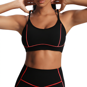 Soutien-gorge de sport noir pour femme, col halter, maintien moyen, respirant, design fitness et vêtements de sport - Product Image 3