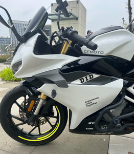 รถมอเตอร์ไซค์ CFMOTO 250SR สตรีทไบค์ 249 ซีซี - เครื่องยนต์ทรงพลัง 21.5 กิโลวัตต์ หน้าจอ TFT ระบบ ABS และ TCS ได้รับการรับรองมาตรฐาน CE - Product Image 6