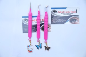 Pinces à cils professionnelles avec breloques, en acier inoxydable de qualité chirurgicale, pour extensions de cils volume. - Product Image 3