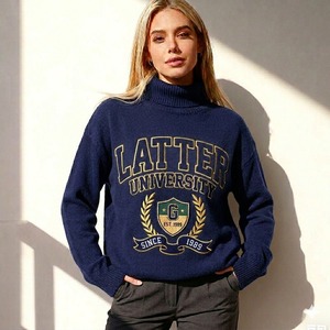 Sweat-shirt oversize à col montant pour femme - Séchage rapide, respirant, écologique, avec logo frontal et design moderne et épuré - Product Image 5