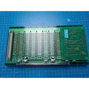 Válvula Solenoide SRC SVB-12EI0 Usada Como Está, Piezas de Equipos Legacy Semiconductor - Product Image 2