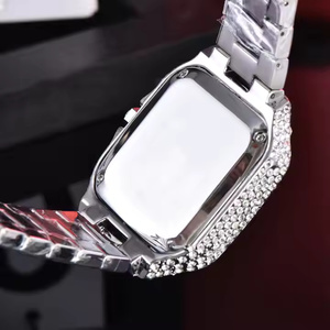 Montre pour Homme Midnight Drift, Style Tendance, Boîtier Carré en Alliage, 5mm, entièrement sertie de Moissanite, Saphir et Cristal de Quartz, Cadran Épuré, Apparence Élégante - Product Image 4