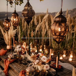 Linterna metálica de diseño marroquí para decoración de bodas en interiores y exteriores - Product Image 3