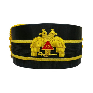 Casquette de Rite Écossais en Velours Noir Brodée à la Main avec Double Aigle, 32e Degré, Aigle à Double Tête Doré, Coiffe Premium - Product Image 1