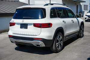 LISTO PARA ENVIAR: Mercedes-Benz GLB 250 FWD 2025, Seminuevo, Disponible para la Venta - Product Image 4