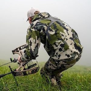 Veste à capuche camouflage éco-responsable pour homme, coupe régulière, coupe-vent, avec poches, pour l'hiver, décontractée, pour l'extérieur - Product Image 3