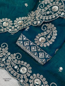 Sari en satin Fandy à effet bicolore avec broderies complexes et travail de zari, accompagné d'un chemisier bicolore non cousu - Product Image 5