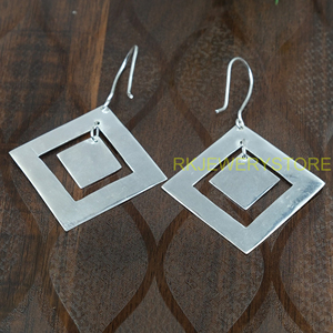 Boucles d'oreilles pendantes carrées géométriques en argent sterling 925, minimalistes, creuses, faites à la main, bijoux de mode pour femmes - Product Image 2
