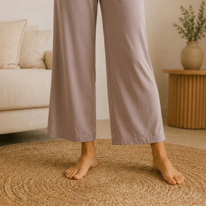 Ensemble de vêtements de détente d'été pour femmes, à carreaux, doux, en spandex, respirant, avec short longueur genou, décontracté, pour la maison et le sommeil - Product Image 3