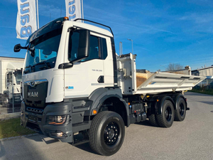2023 para TGS BL 26.520 8X4 Camión Pesado con Motor Diésel, Transmisión Automática FAST, Emisión Euro 6, Usado, Volante a la Izquierda - Product Image 4