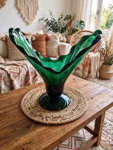 Jarrón de Vidrio Verde para Piso, Florero Decorativo Irregular, Escultura para Sala de Estar, Entrada, Decoración del Hogar - Product Image 1