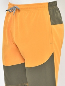 Pantalones Cortos Deportivos para Hombre con Bloques de Color, Cintura Media, Elásticos, de Secado Rápido, con Paneles, Tipo Bermuda, Naranja y Verde, de Poliéster - Product Image 6