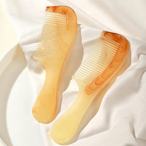 Peine de cuerno natural hecho a mano, ecológico, antiestático, de tacto real, con mango suave - Peine profesional para desenredar y masajear, excelente - Product Image 2