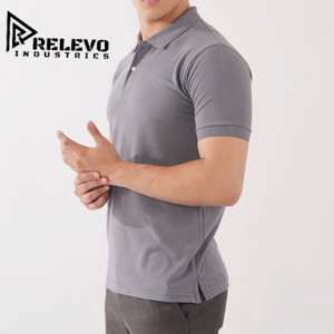Chemise à manches courtes grise Relevo Industries, respirante, 100% coton, logo brodé, vêtements décontractés pour hommes - Product Image 2