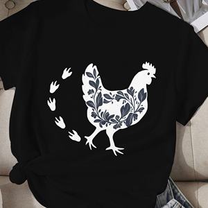 Camiseta cómoda de pollo con diseño floral para mujer - Product Image 1