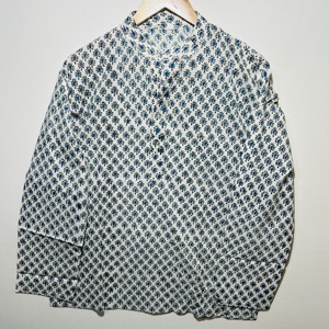 Kurta Corta de Manga Larga Azul Claro 100% Algodón de Alta Calidad para Hombre |   Kurta Étnica Informal Premium con Estampado Floral Hecho a Mano - Product Image 5