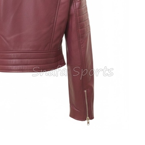 แจ็คเก็ตหนังผู้หญิงสไตล์มินิมอล ดีไซน์เรียบง่ายแต่ทันสมัย เหมาะสำหรับแฟชั่นประจำวัน แจ็คเก็ตหนังที่ดีที่สุด - Product Image 5