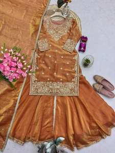 Elegante Conjunto Sharara de Seda Fandy con Bordado y Lentejuelas, Incluye Dupatta - Product Image 6