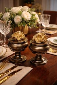 Ensemble de bols à chocolat élégants avec couvercle, idéal pour la table familiale, usage quotidien, rangement de bonbons et de friandises, et service décoratif. - Product Image 2