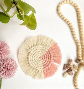 Posavasos de Macramé Tejido a Mano, Estilo Boho con Flecos, Tapete Largo de Algodón para Mesa, Ecológico, Aislante del Calor, Tamaño Personalizable - Product Image 2