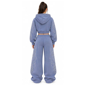 Conjunto Deportivo Azul para Mujer con Capucha, Top Corto con Cremallera Completa y Estampado de Letras con Pedrería, Corte Holgado, Ropa Deportiva Informal - Product Image 3