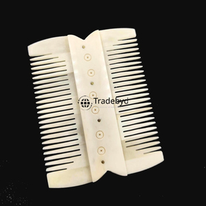 Peine de Hueso Natural Tradebyd, Peine Profesional para Desenredar el Cabello, Hecho a Mano, para el Cuidado Diario del Cabello - Product Image 1