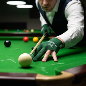Guantes de Snooker de Tres Dedos Wilson Industry Premium, Ajuste Cómodo para Jugadores Profesionales de Billar, Poliéster/Lycra - Product Image 5